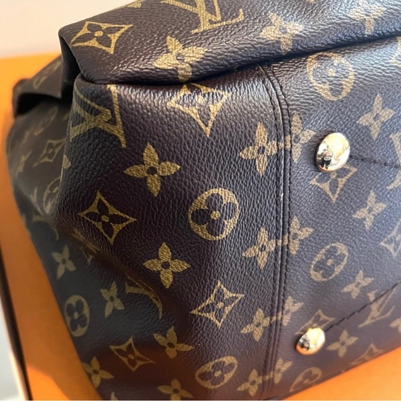 Louis Vuitton Artsy Bag!!!! - Picture 3 of 13